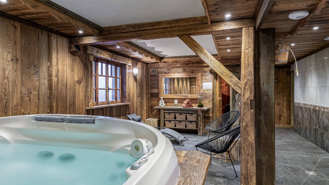 Photo of Others in Le Praz