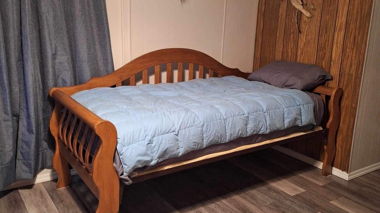 Photo of Bedroom in Crystal Lake