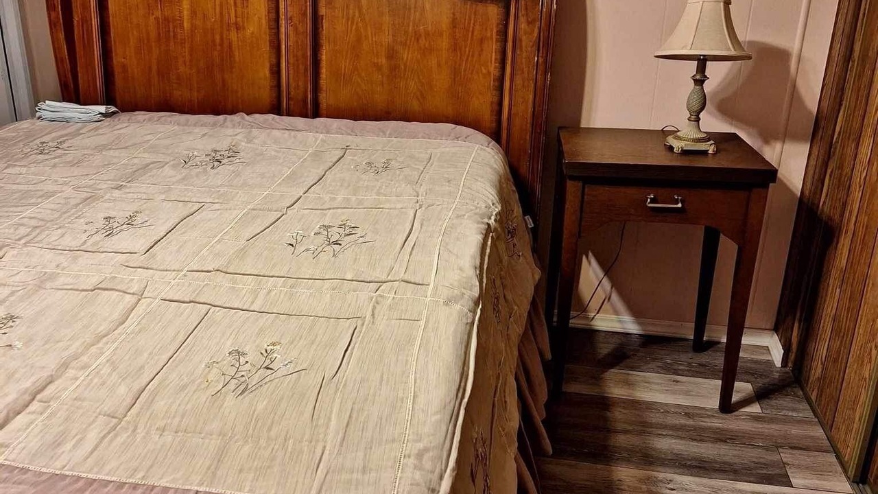 Photo of Bedroom in Crystal Lake