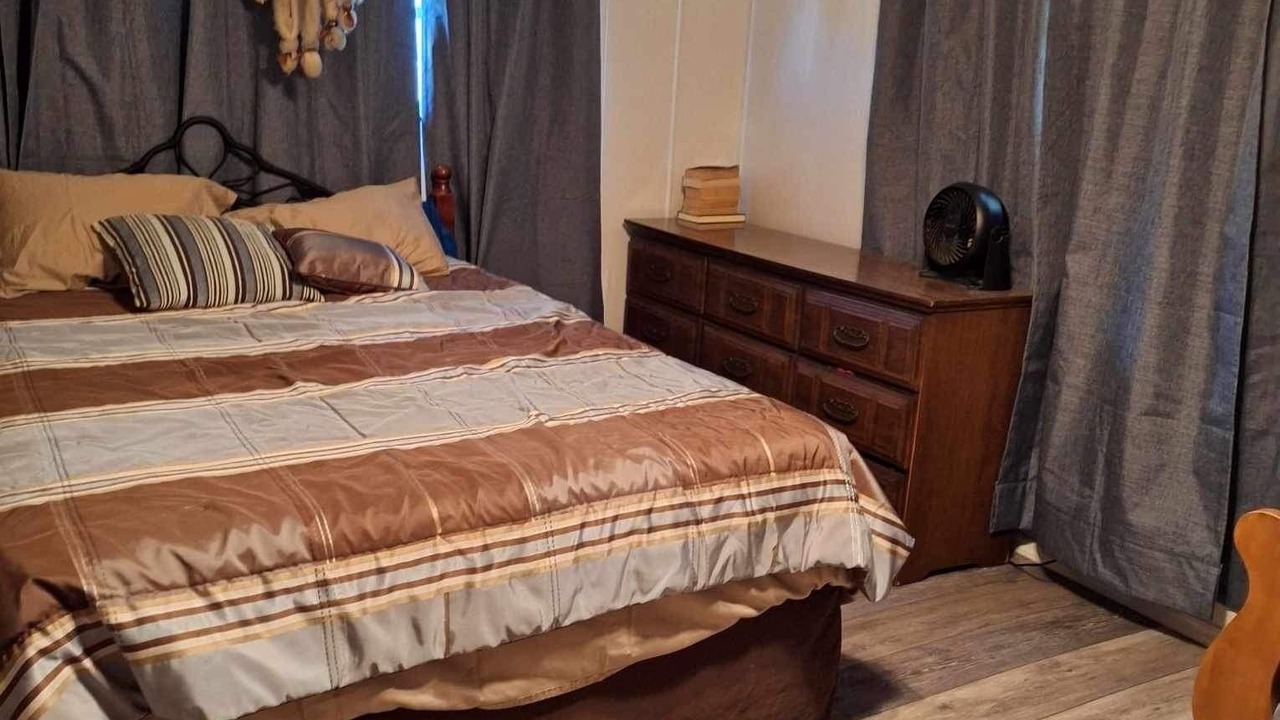 Photo of Bedroom in Crystal Lake