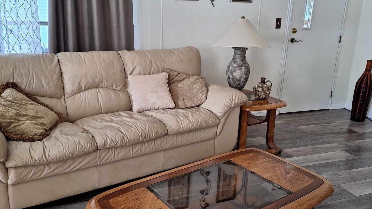 Photo of Livingroom in Crystal Lake
