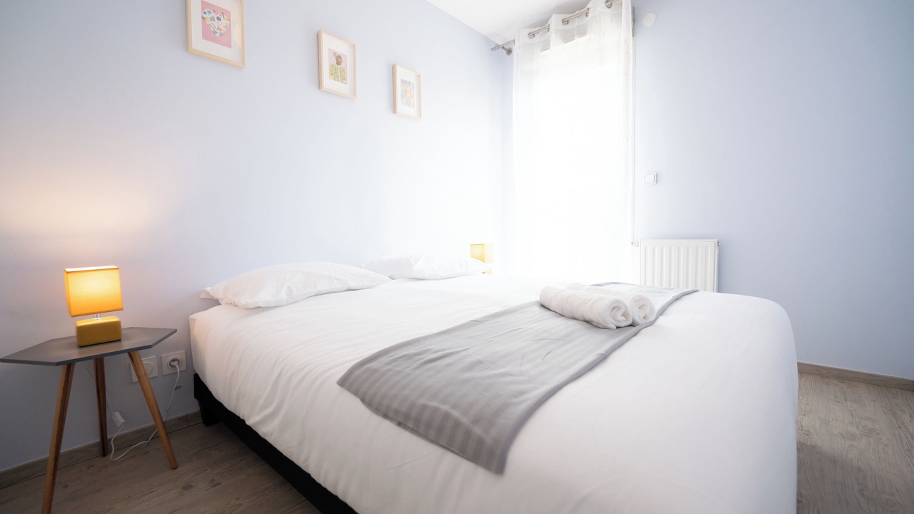 Photo of Bedroom in Leon Blum - Bon Coin
