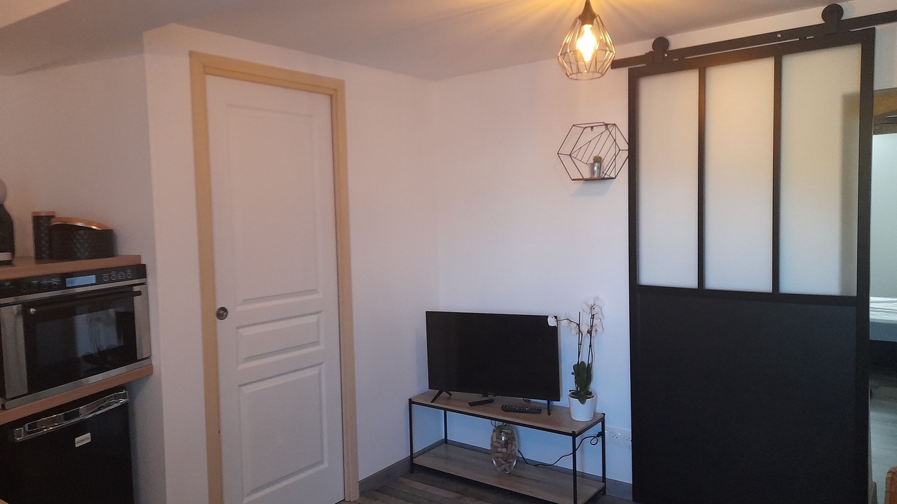 Photo of Kitchen in Saint-Christophe-en-Brionnais