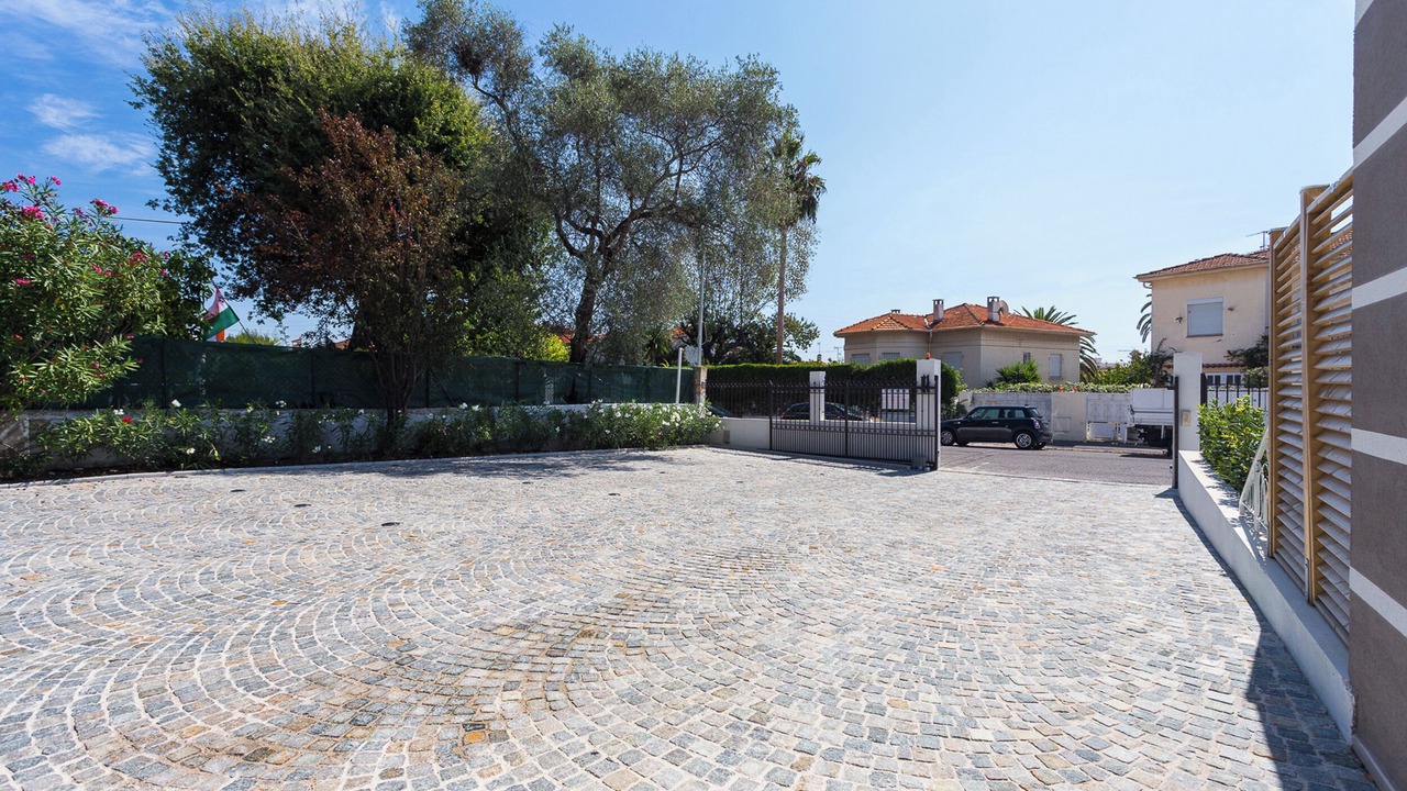 Photo of Others in Villeneuve-Loubet