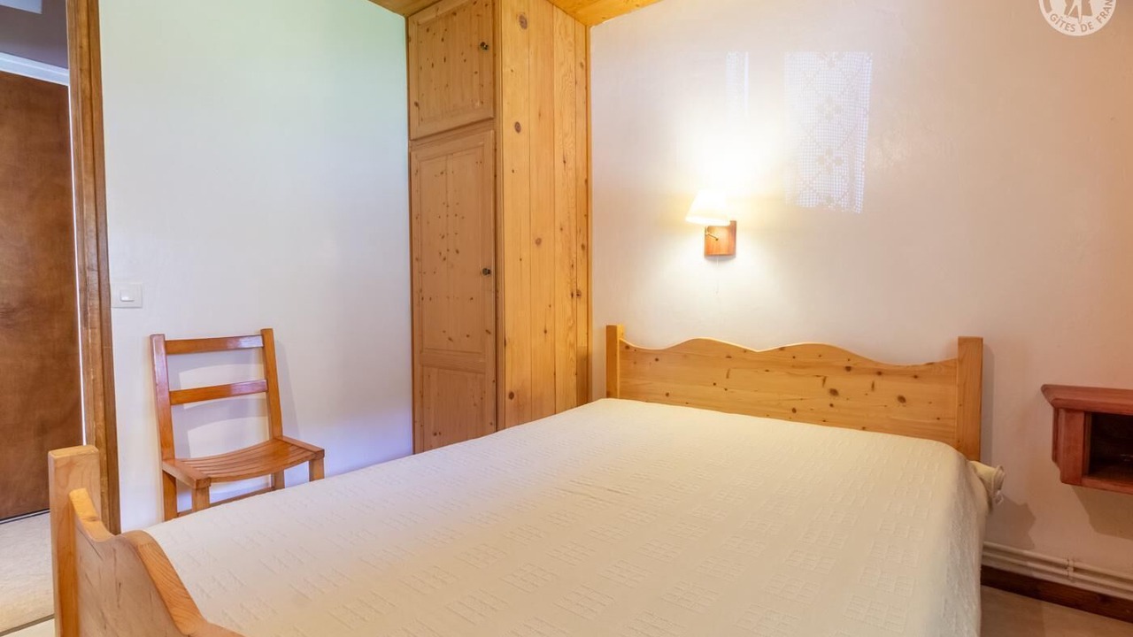 Photo of Bedroom in Areches