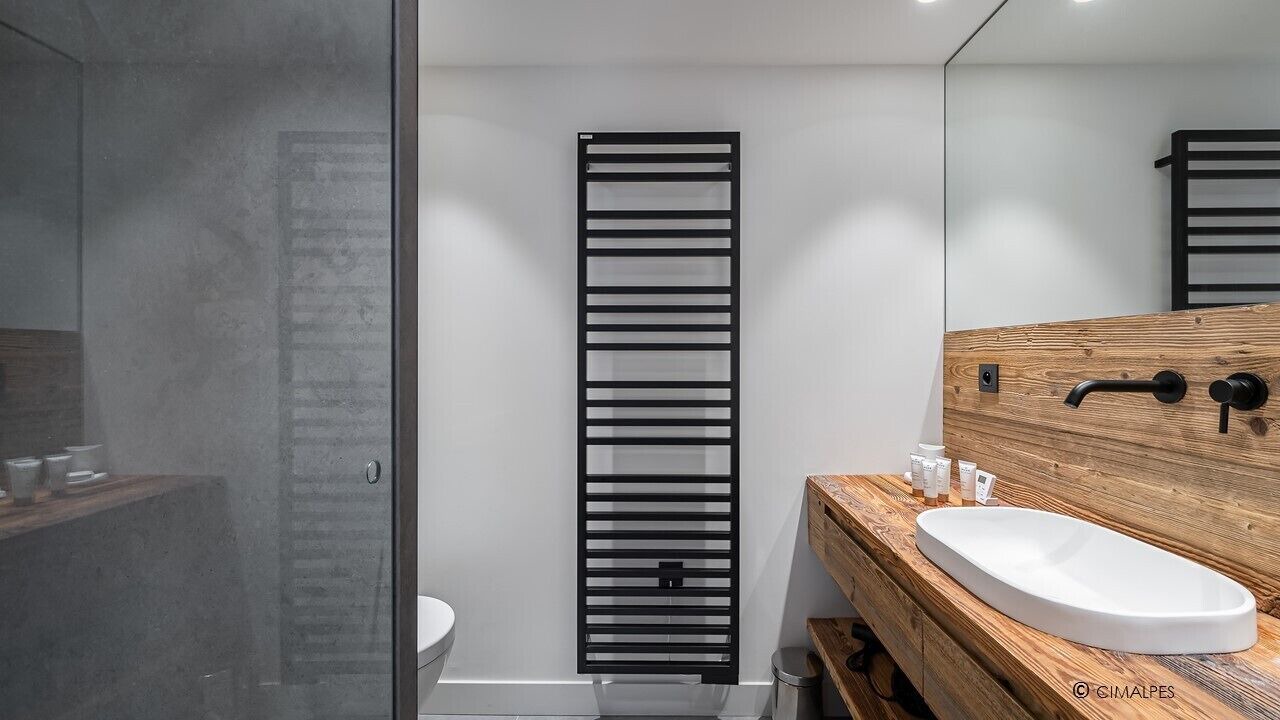 Photo of Bathroom in Saint-Marcel