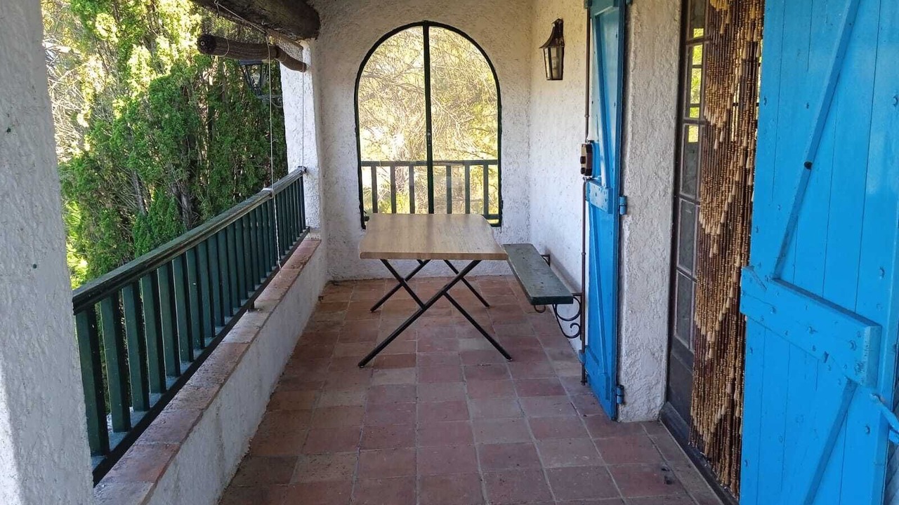 Photo of Patio Balcony in Montmeyan