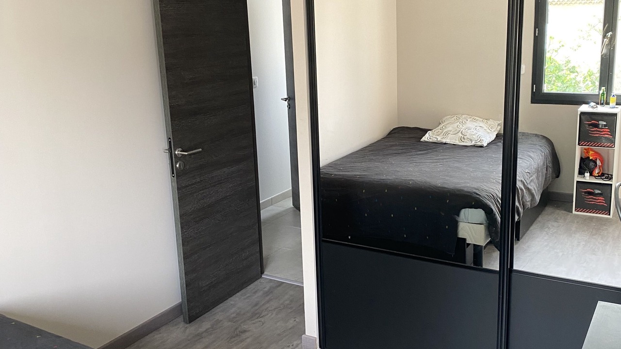 Photo of Bedroom in Gemenos