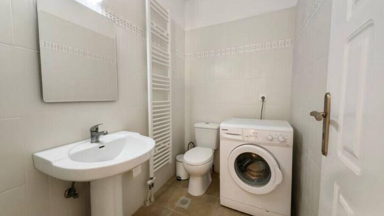 Photo of Bathroom in Syros