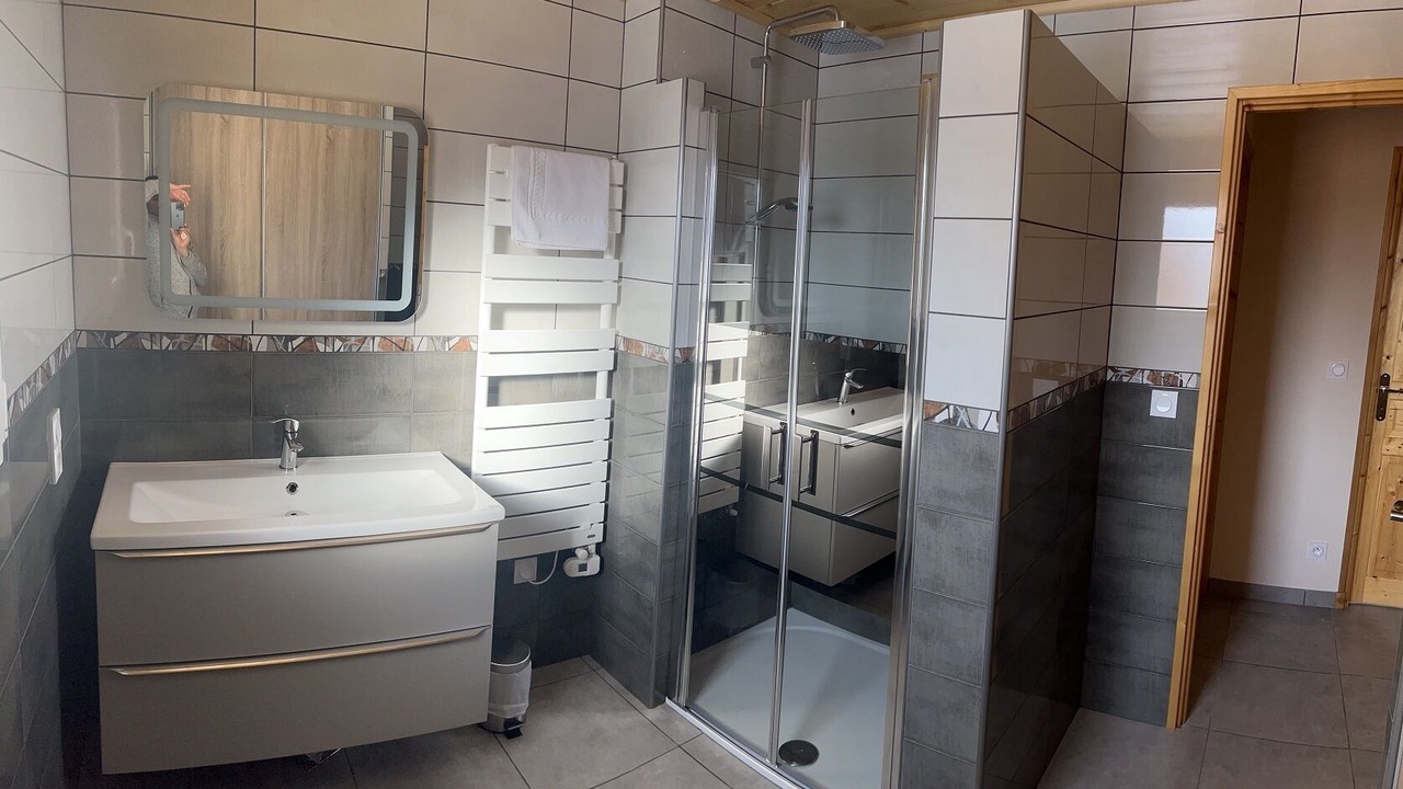 Photo of Bathroom in Saint-Jean-Saint-Nicolas