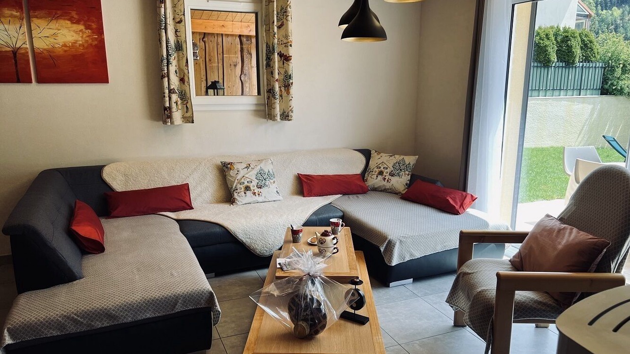 Photo of Livingroom in Saint-Jean-Saint-Nicolas
