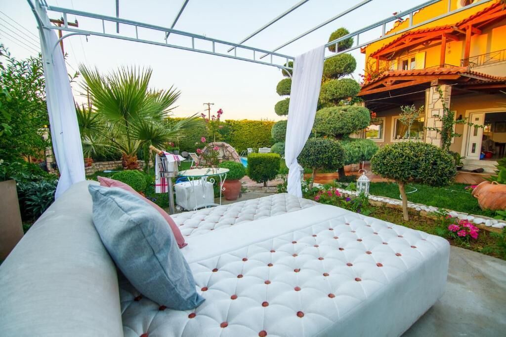 Photo of Patio Balcony in Marathitis