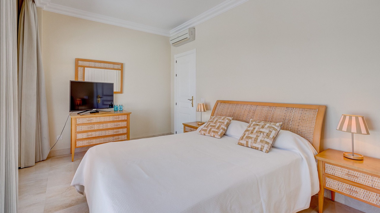 Photo of Bedroom in El Duque