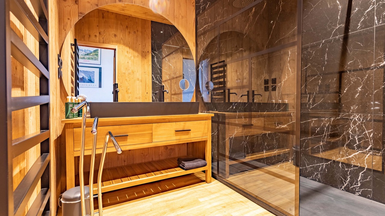 Photo of Bathroom in Saint-Marcel