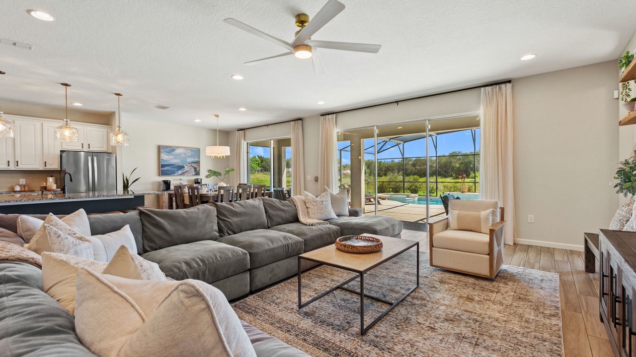 Photo of Livingroom in Loughman
