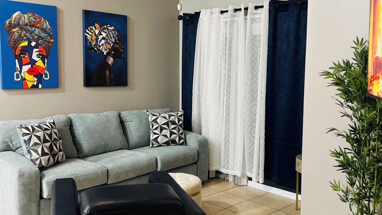 Photo of Livingroom in Fairvilla