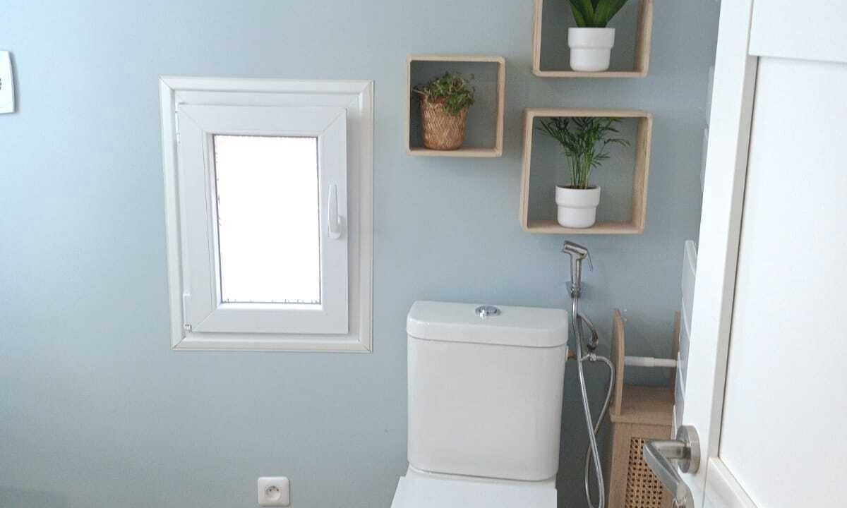 Photo of Bathroom in Puget-Ville
