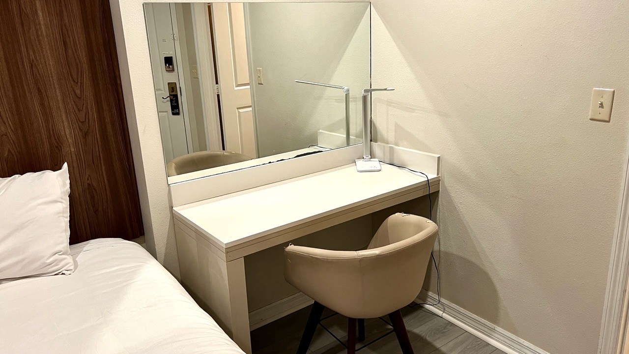 Photo of Bedroom in Florida Center