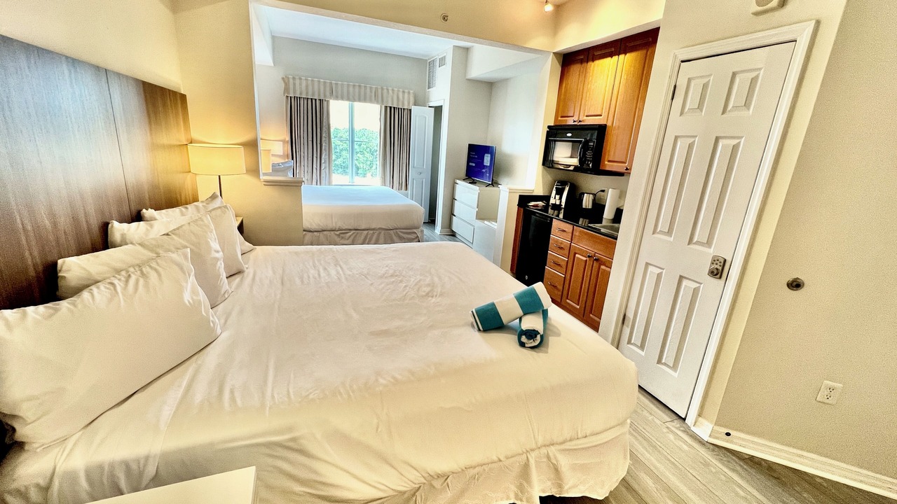 Photo of Bedroom in Florida Center