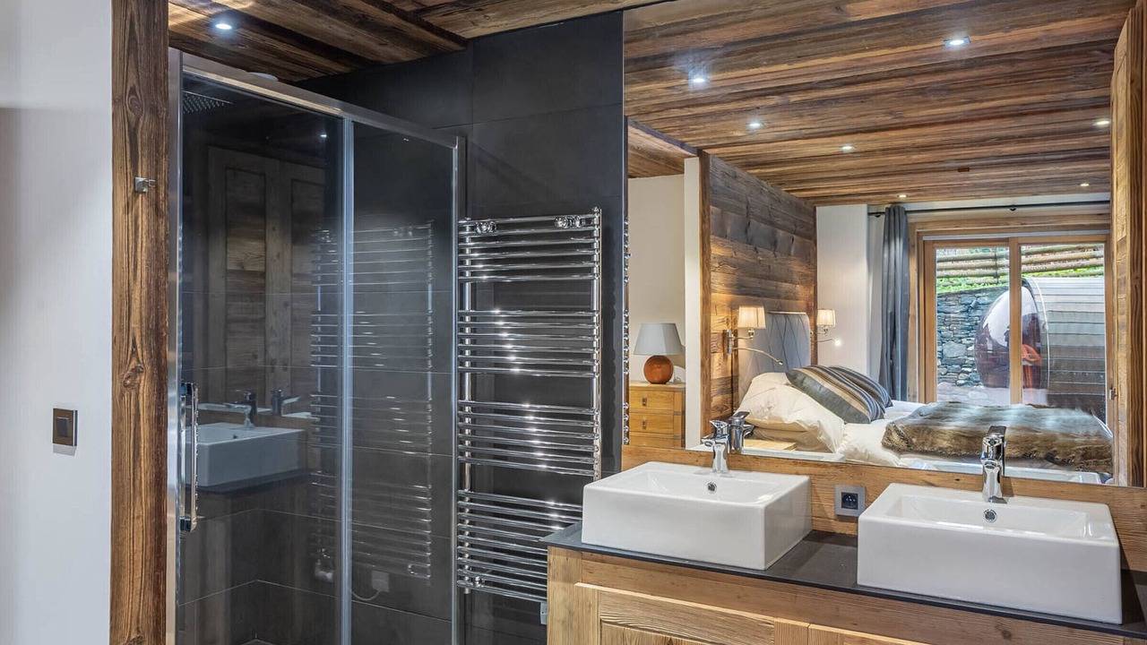 Photo of Bedroom in Meribel Village