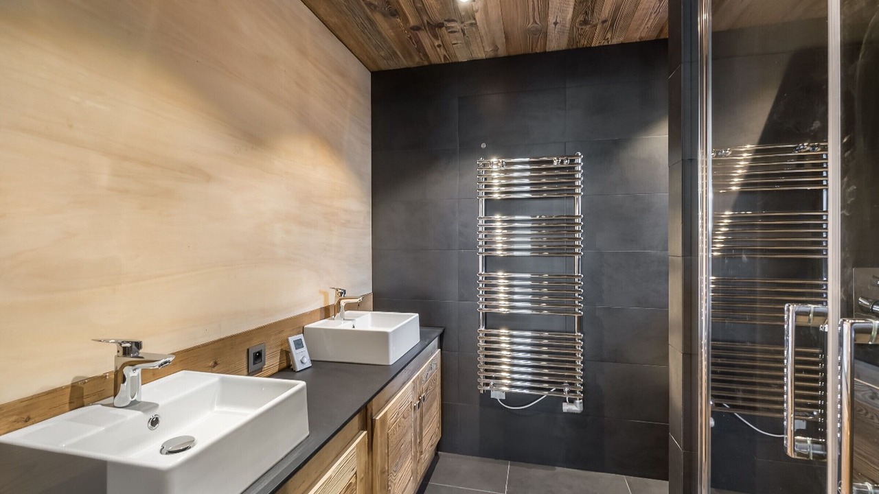 Photo of Bathroom in Meribel Village