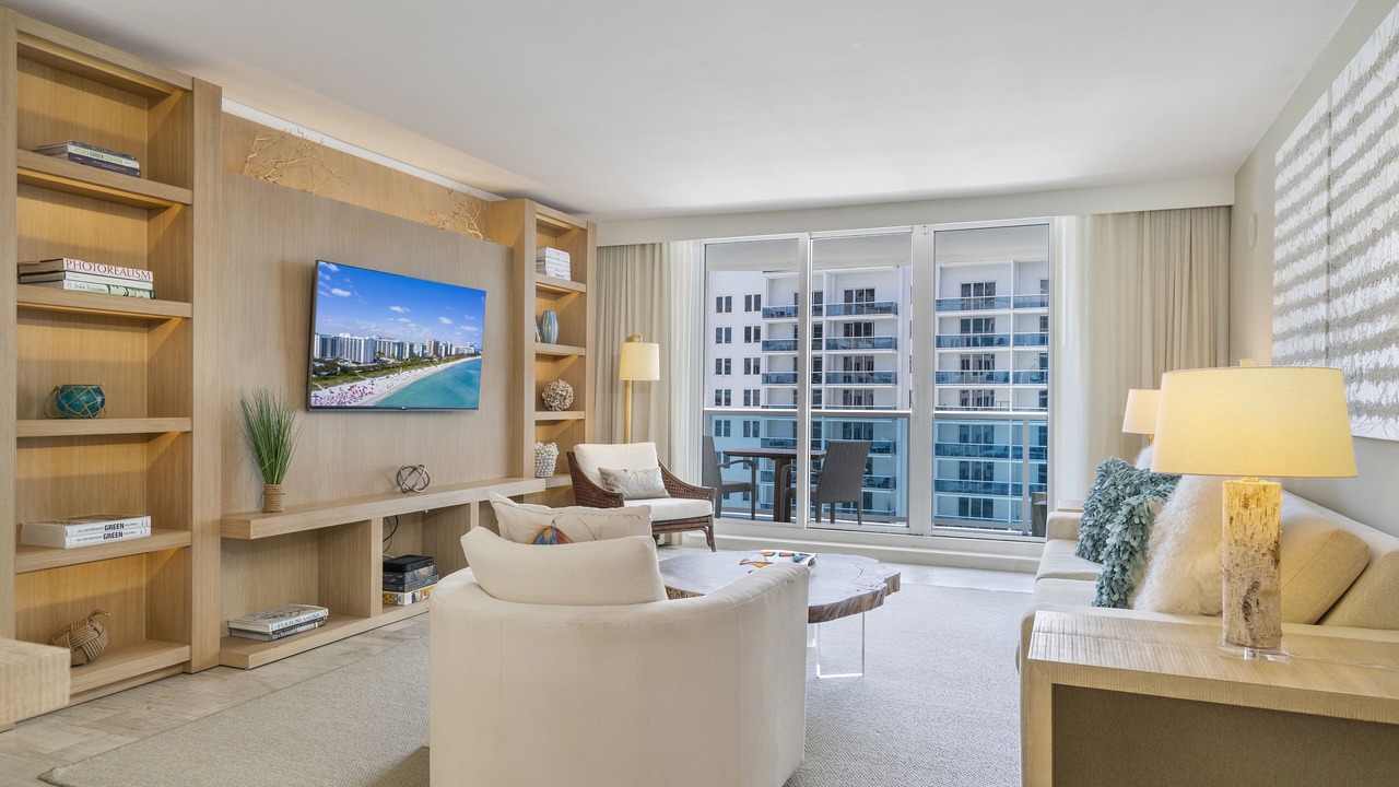 Photo of Livingroom in Mid Beach