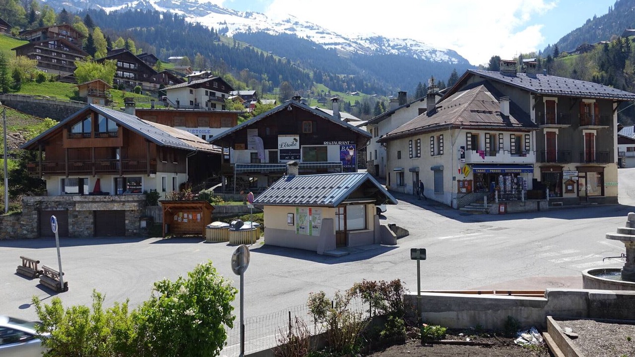 Photo of Others in Areches