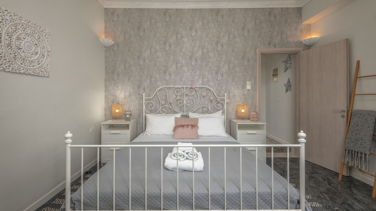 Photo of Bedroom in Alykes