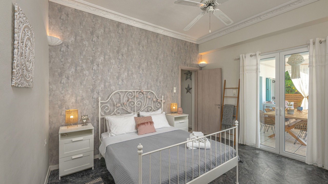 Photo of Bedroom in Alykes
