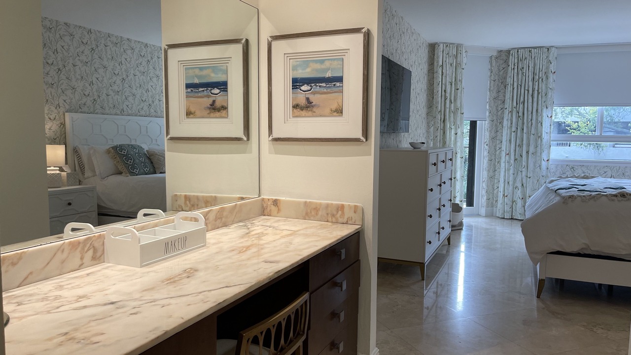 Photo of Bedroom in Key Biscayne