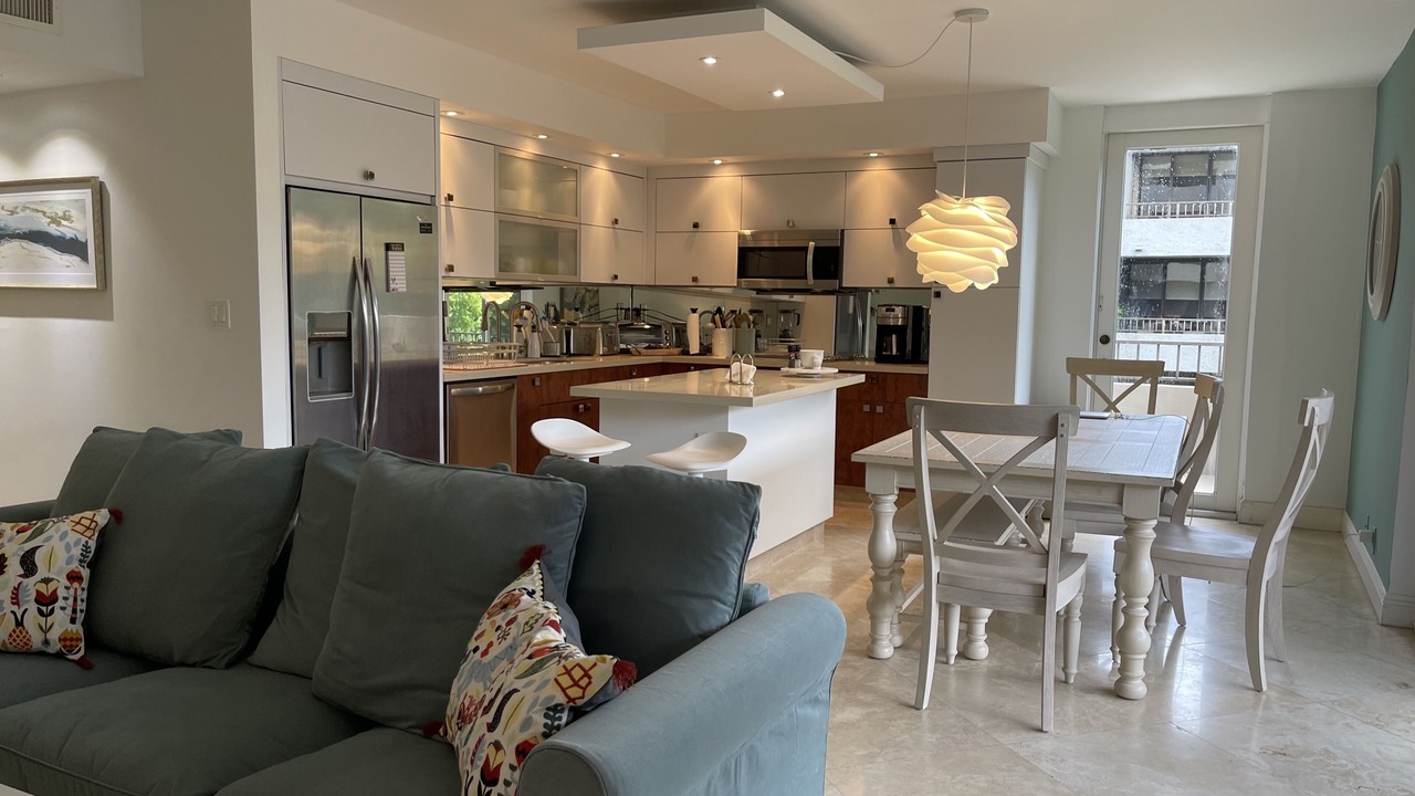 Photo of Bedroom in Key Biscayne