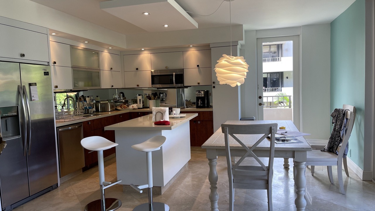 Photo of Kitchen in Key Biscayne