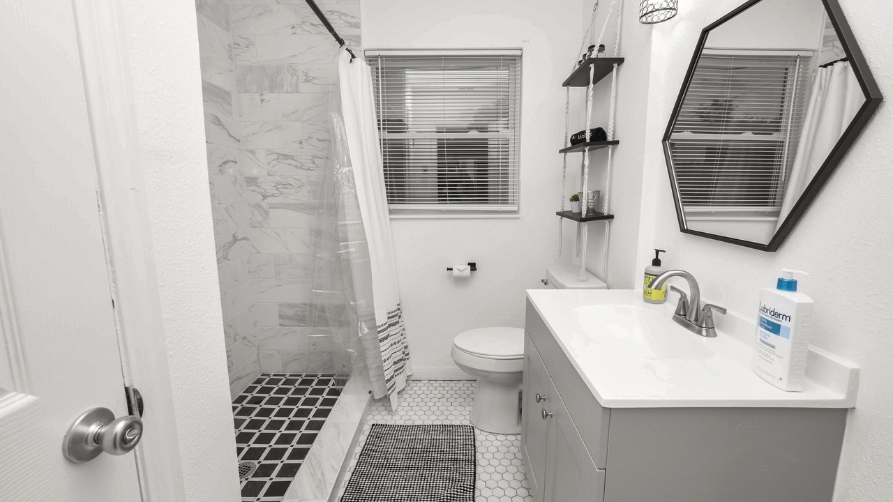 Photo of Bathroom in Lakeland