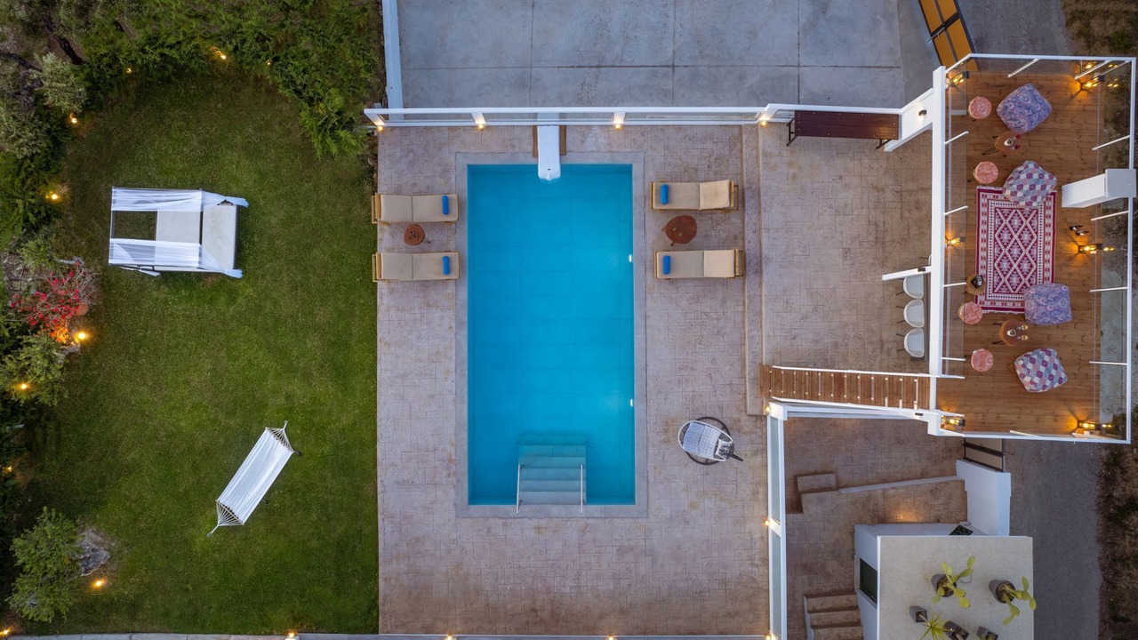 Photo of Outdoor in Neromilos