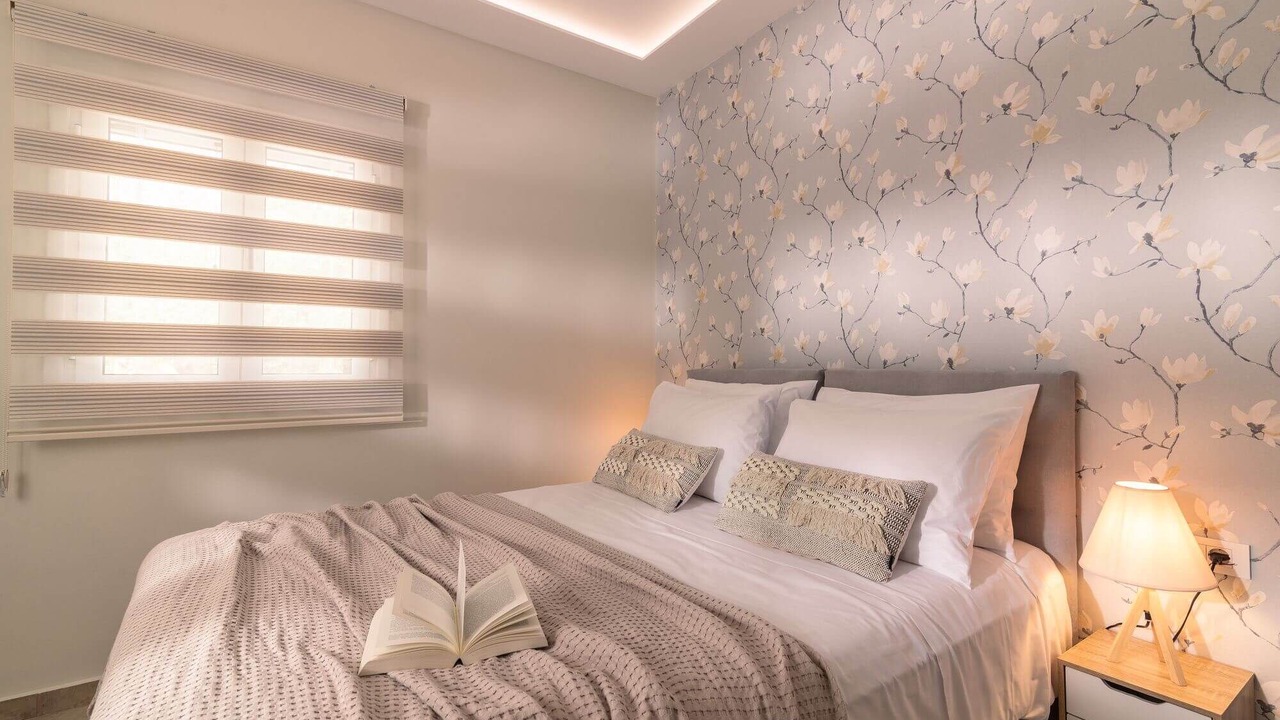 Photo of Bedroom in Neromilos