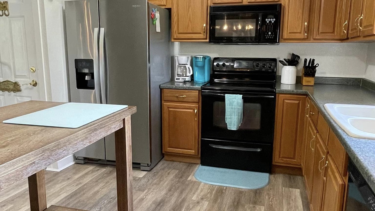 Photo of Kitchen in Frostproof