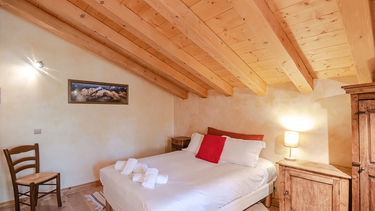 Photo of Bedroom in Les Tines