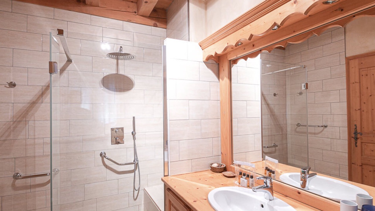Photo of Bathroom in Les Tines