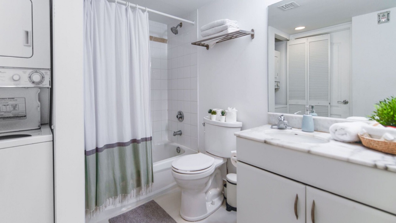 Photo of Bathroom in Brickell