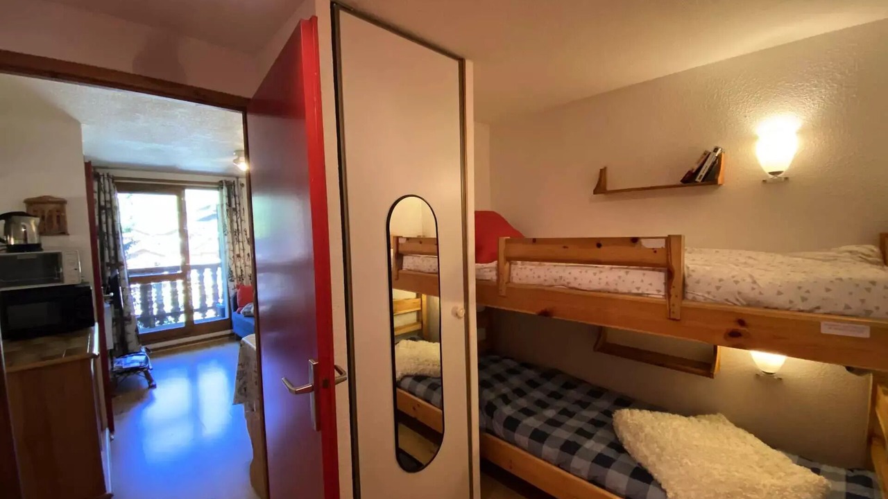 Photo of Bedroom in Areches