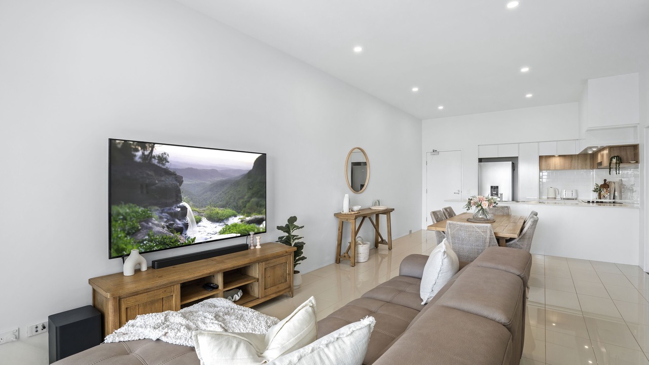 Photo of Livingroom in Broadbeach Waters