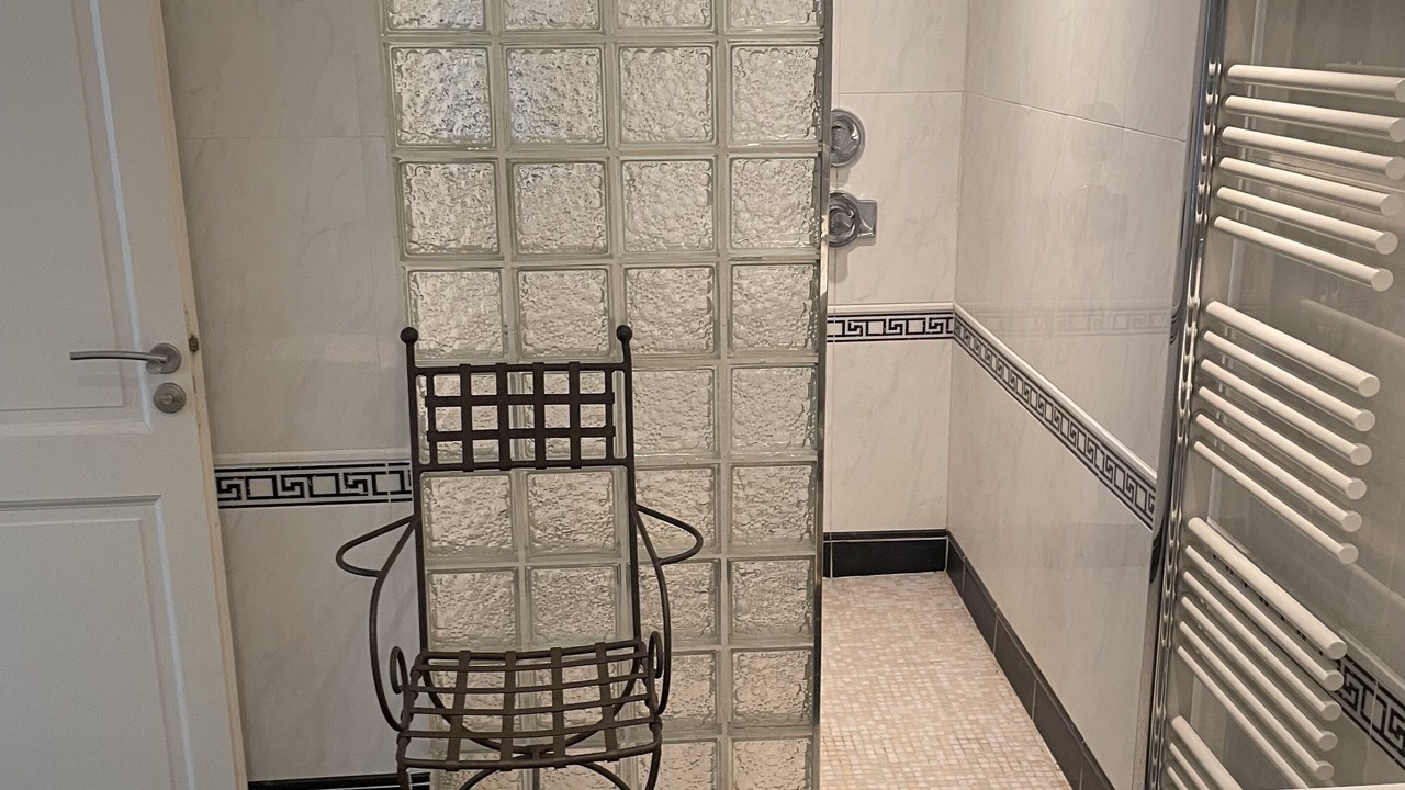 Photo of Bathroom in La Verdiere