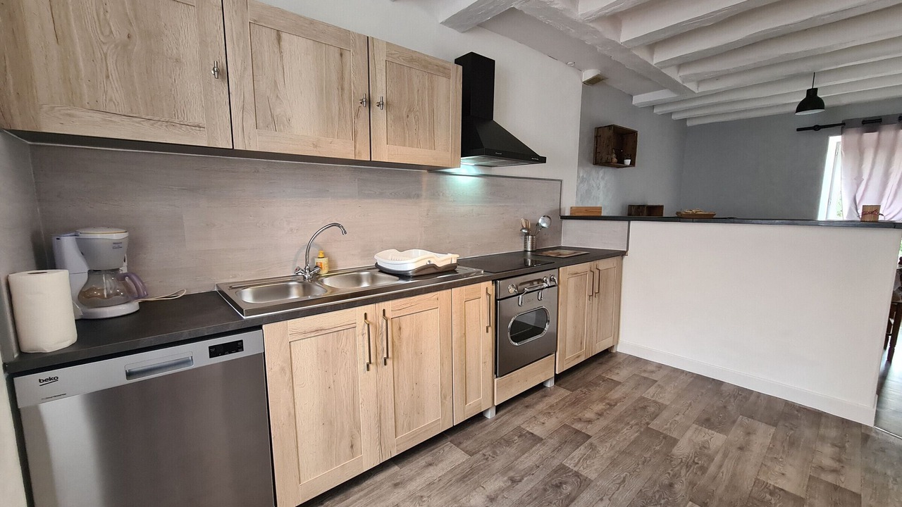 Photo of Kitchen in Verneuil-sur-Igneraie