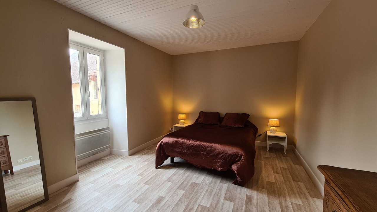 Photo of Bedroom in Verneuil-sur-Igneraie