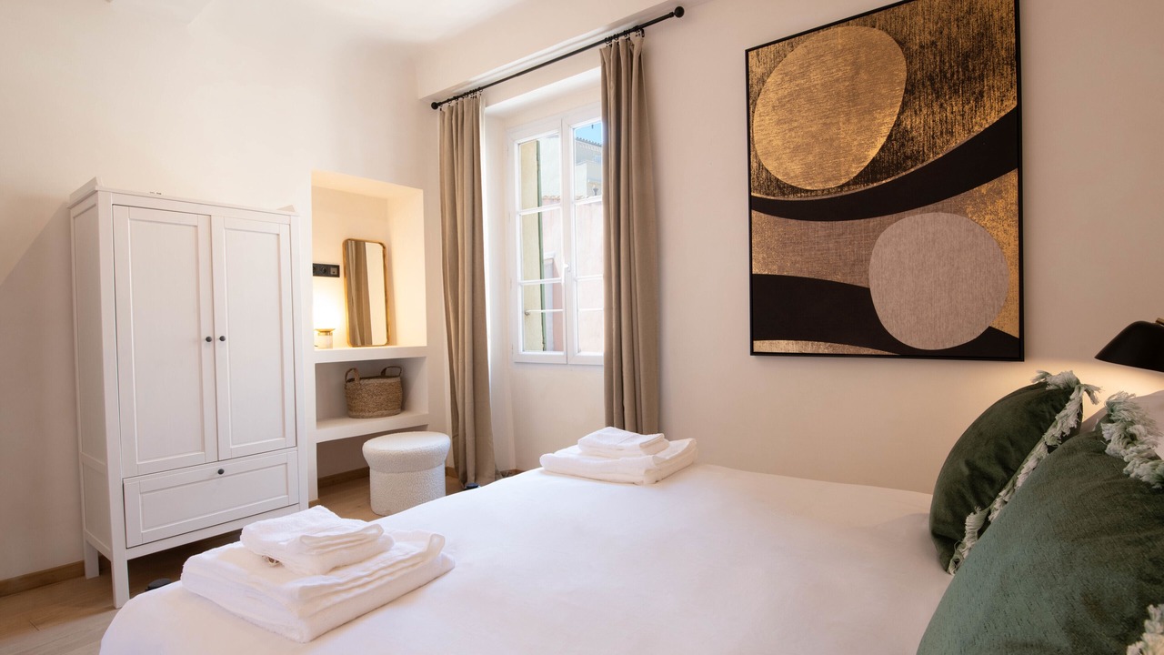 Photo of Bedroom in Old Town