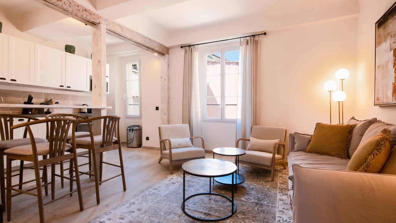 Photo of Livingroom in Old Town