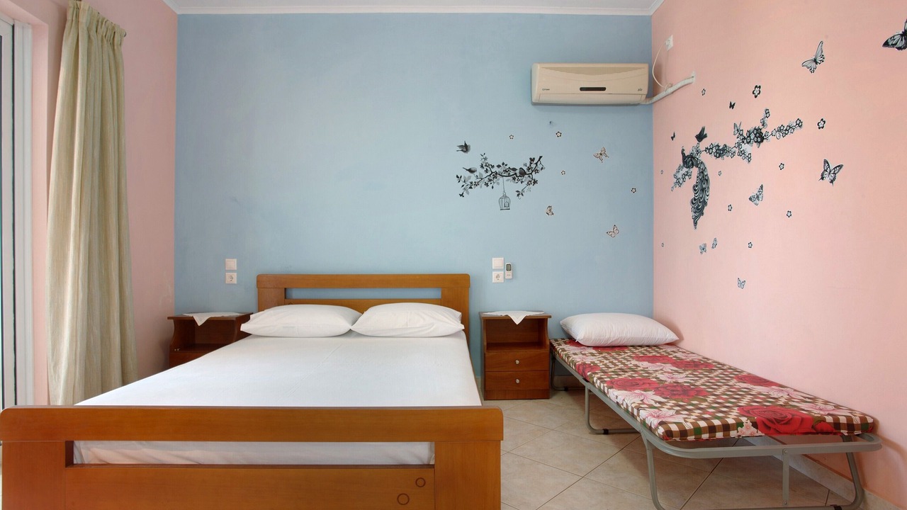 Photo of Bedroom in Alonia