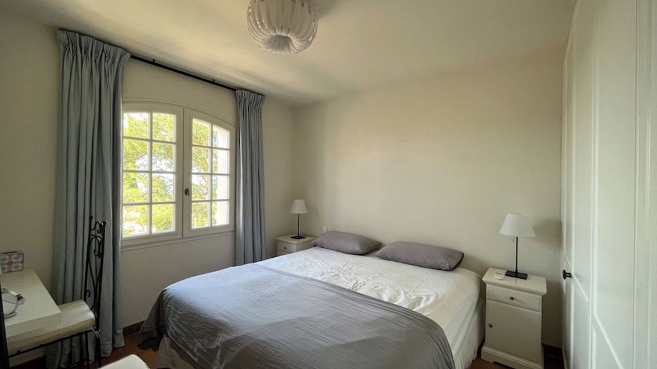 Photo of Bedroom in Ollioules