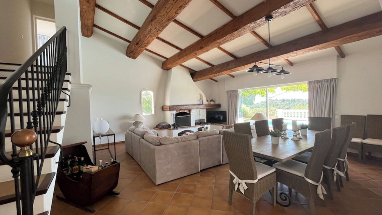 Photo of Livingroom in Ollioules
