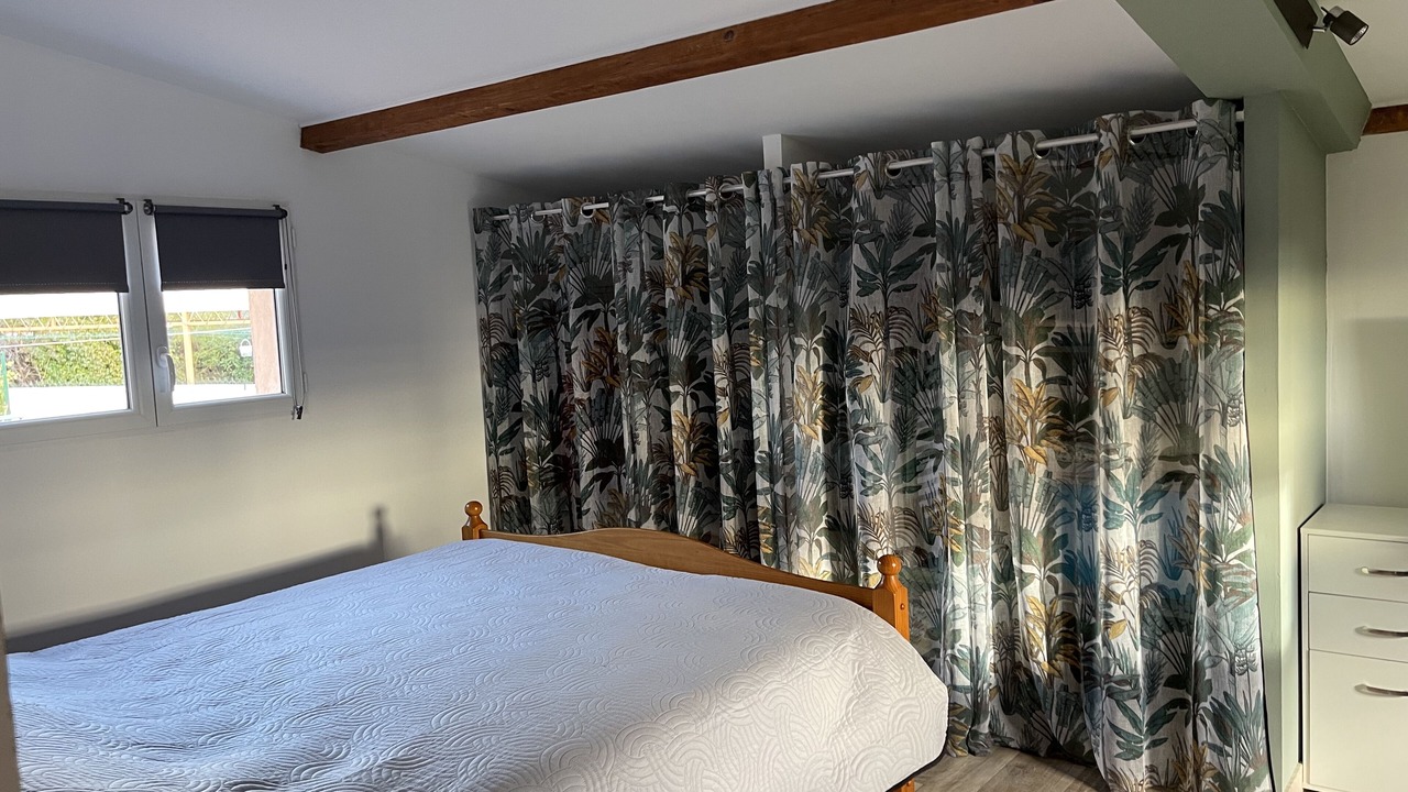 Photo of Bedroom in Flayosc